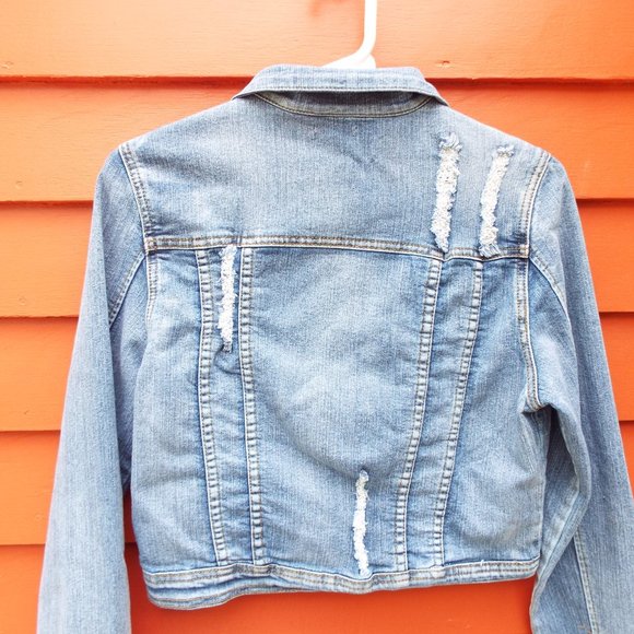 Girl's CHIQLE Distressed Cropped Jean Jacket (L) - Picture 7 of 13